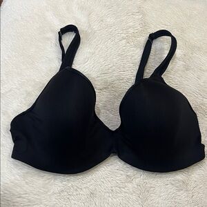 Serra 36D black bra underwire lightly padded